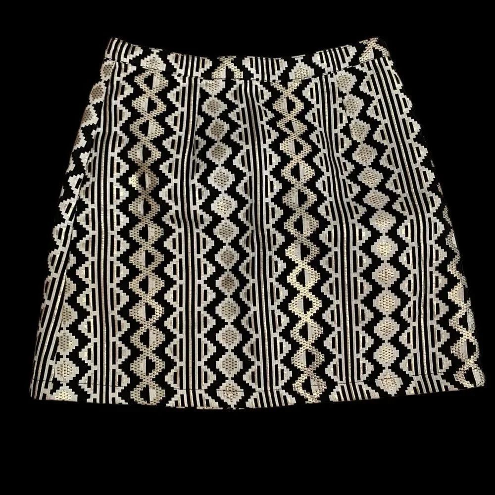 MinkPink Mini Skirt Geometric Metallic Print Size Small